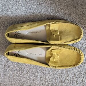 Isaac Mizrahi Yellow Suede Bow Loafers 9.5